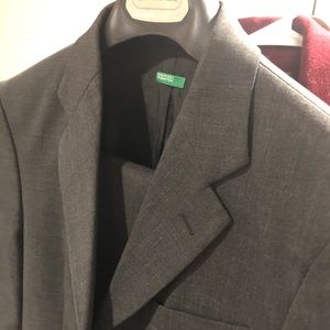 Men’s Benneton Charcoal Slim Suit